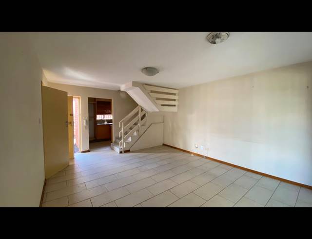 3 BEDROOM FLAT TO LET IN GLENWOOD